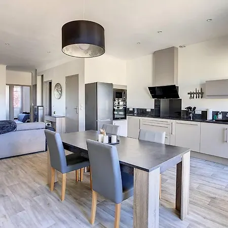 Homps - Avec Terrasse 4 Personnes Apartman *