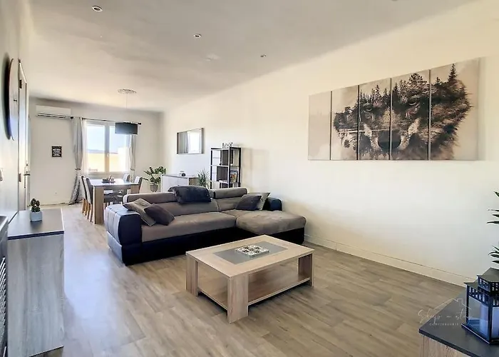 Homps - Avec Terrasse 4 Personnes * Homps (Aude)